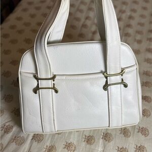 Elegant White vintage faux leather  Handbag from Sears